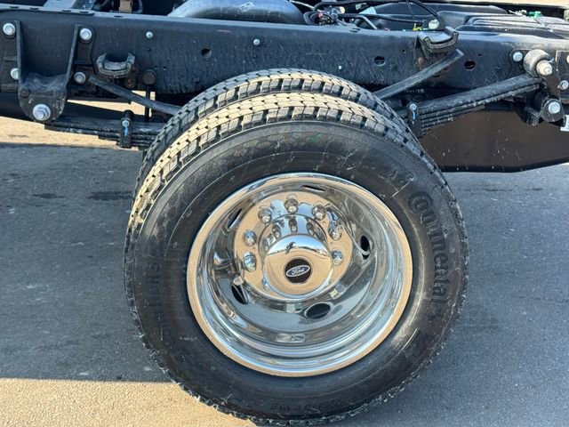 New 2026 Ford F550 4x4 Regular Cab Super Duty image 8