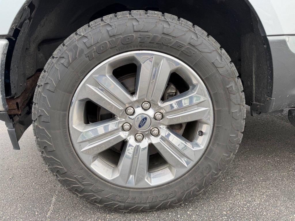 Used 2020 Ford F150 XLT w/ Equipment Group 302A Luxury AWD/4WD image 13