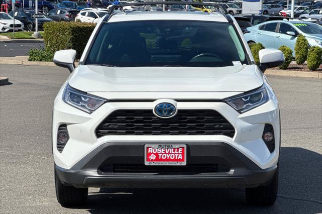 Certified 2021 Toyota RAV4 XLE Premium AWD/4WD image 10