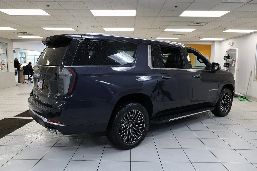 New 2026 Chevrolet Suburban Premier w/ Sun And Tow Package image 6