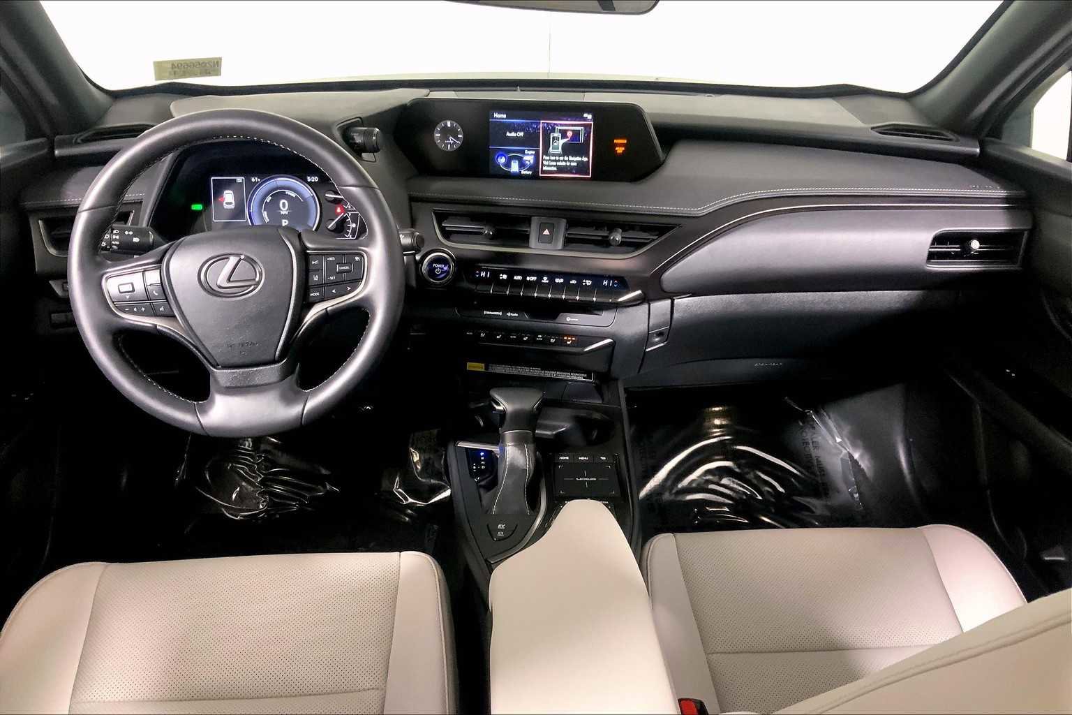 Used 2022 Lexus UX 250h w/ Premium Package image 15