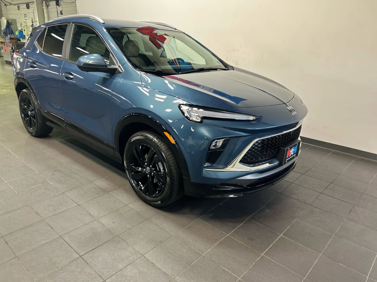 Used 2024 Buick Encore GX Sport Touring w/ Comfort Package image 2