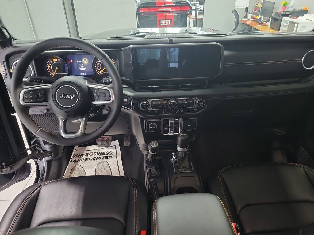 Used 2024 Jeep Wrangler Sahara w/ Safety Group image 28