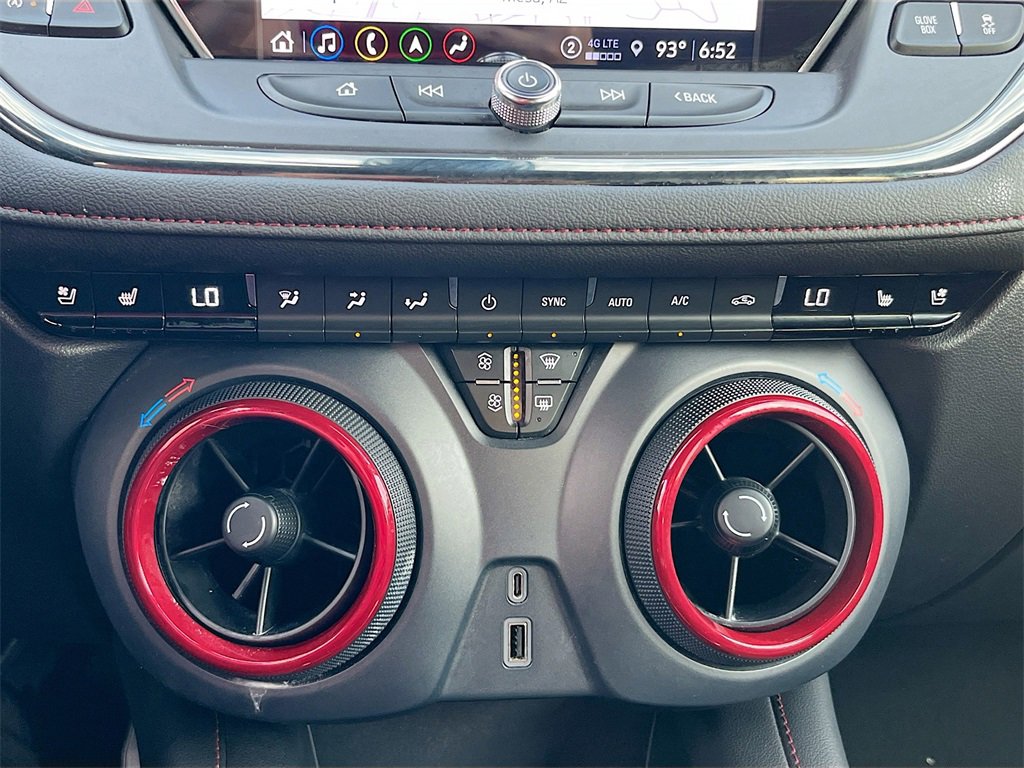 Used 2022 Chevrolet Blazer RS w/ Enhanced Convenience Package image 16