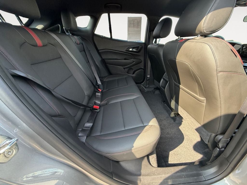 Used 2024 Chevrolet Trax RS w/ Driver Confidence Package FWD image 23