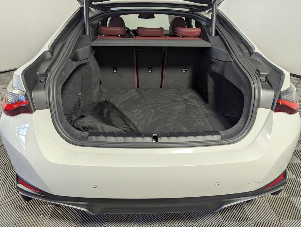 Used 2023 BMW i4 eDrive40 w/ Premium Package RWD image 84