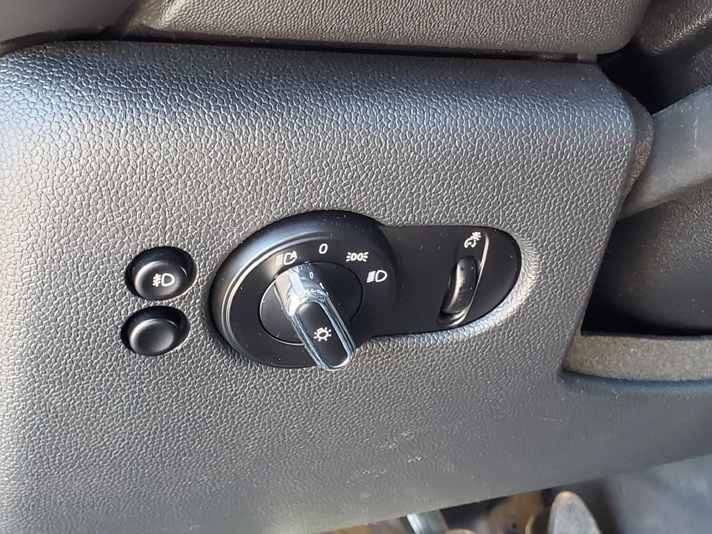 Used 2017 MINI Cooper S FWD image 7