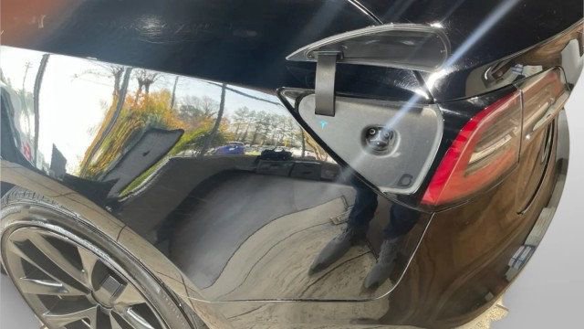 Used 2019 Tesla Model 3 Long Range image 14