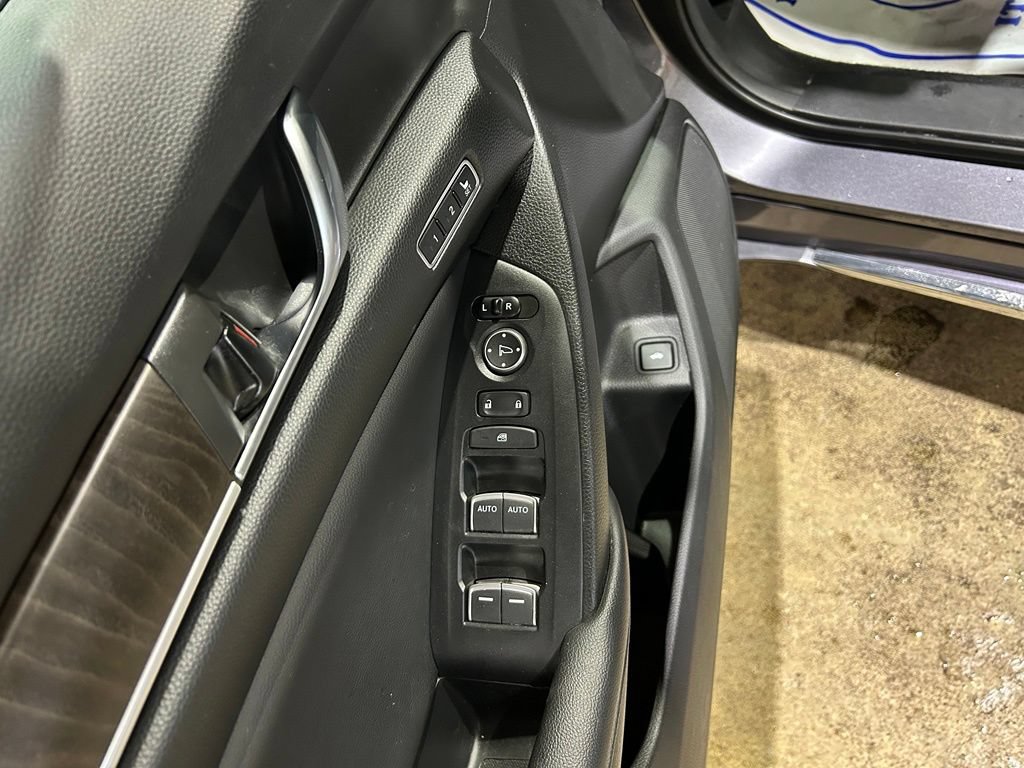 Used 2020 Honda Accord EX-L image 10