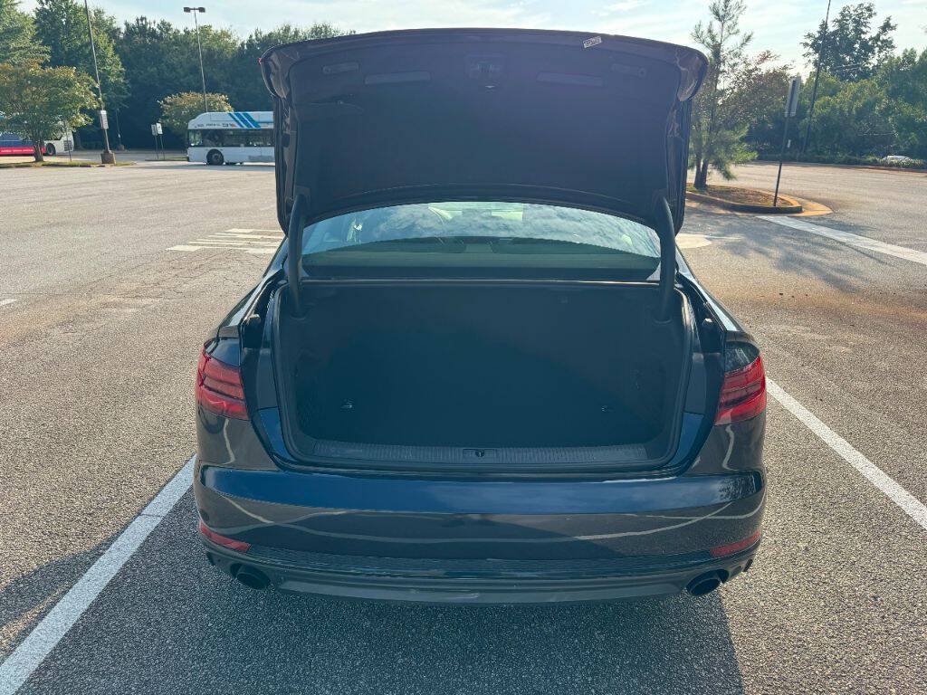 Used 2018 Audi A4 2.0T Ultra Premium w/ Convenience Package FWD image 16