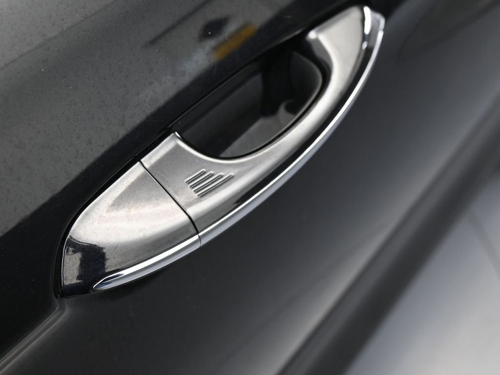 Used 2022 Ford Edge Titanium image 46