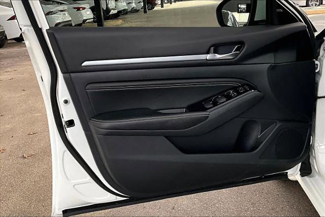 Certified 2023 Nissan Altima 2.5 SV w/ SV Premium Package image 20