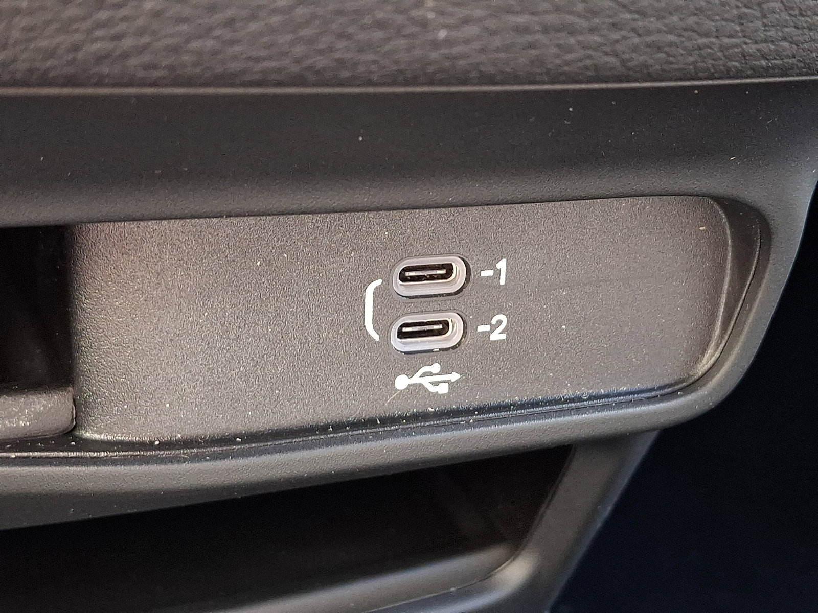 New 2026 Chrysler Pacifica Select FWD image 13