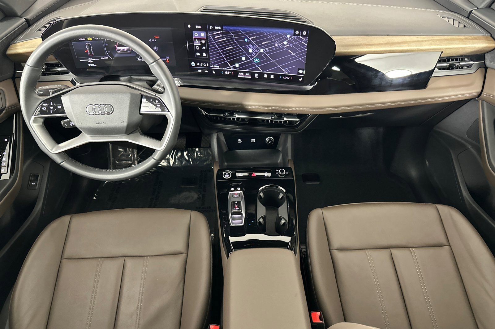 Used 2025 Audi Q6 e-tron Premium w/ Convenience Package image 12