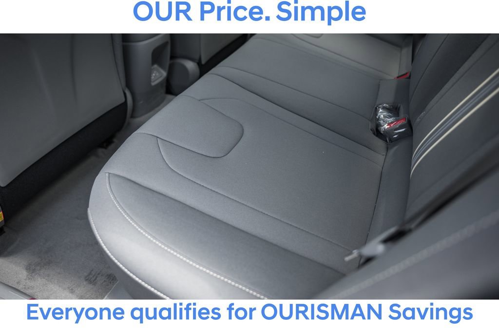 New 2025 Hyundai Elantra SEL image 31