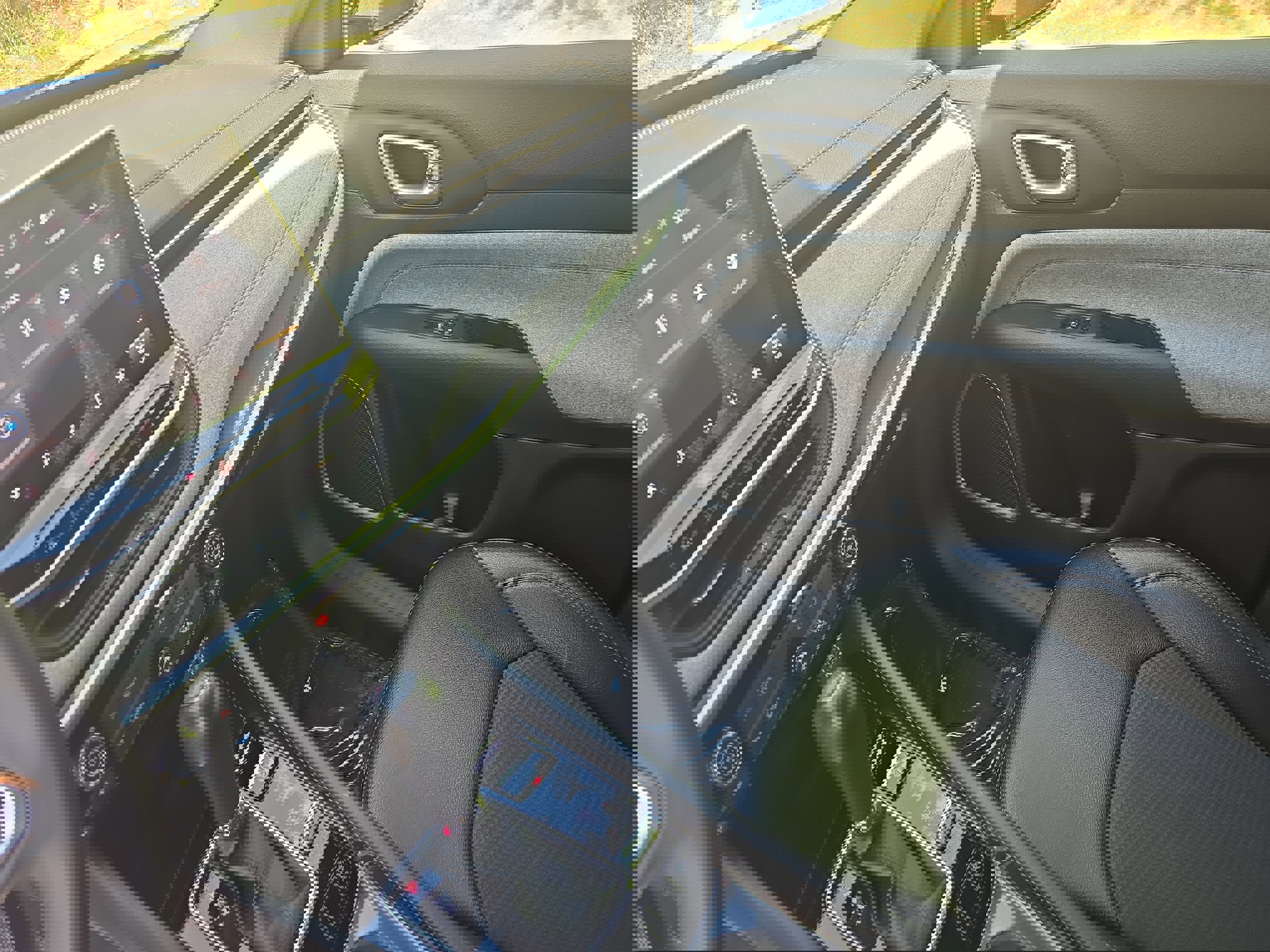 Used 2024 Jeep Compass Latitude image 23