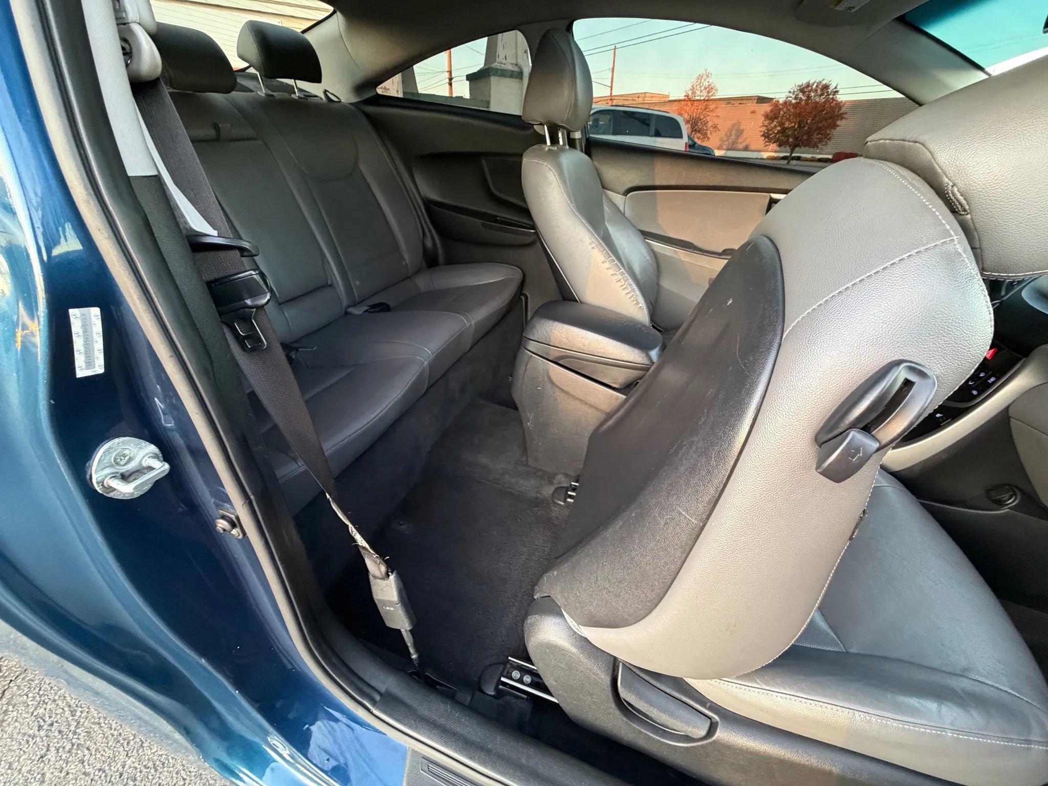 Used 2014 Hyundai Elantra w/ Option Group 2 image 29