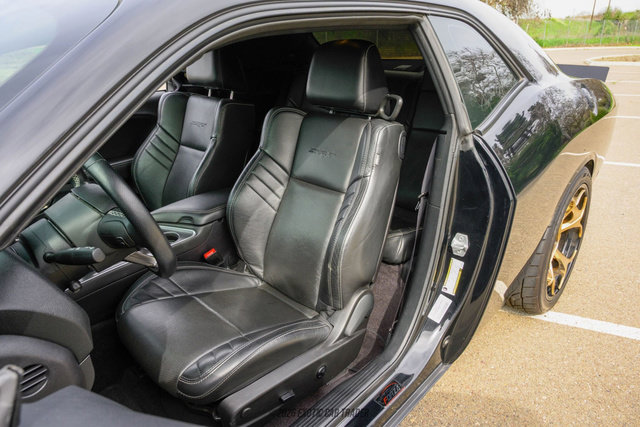 Used 2016 Dodge Challenger SRT Hellcat image 31