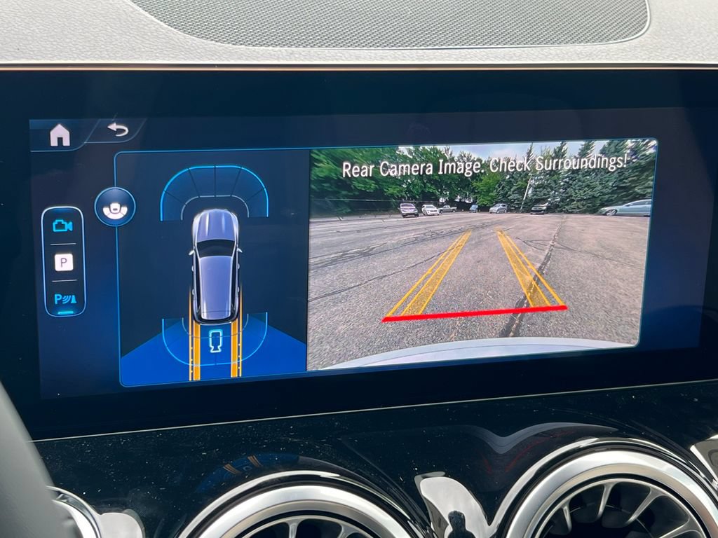 New 2026 Mercedes-Benz GLB 250 4MATIC image 24