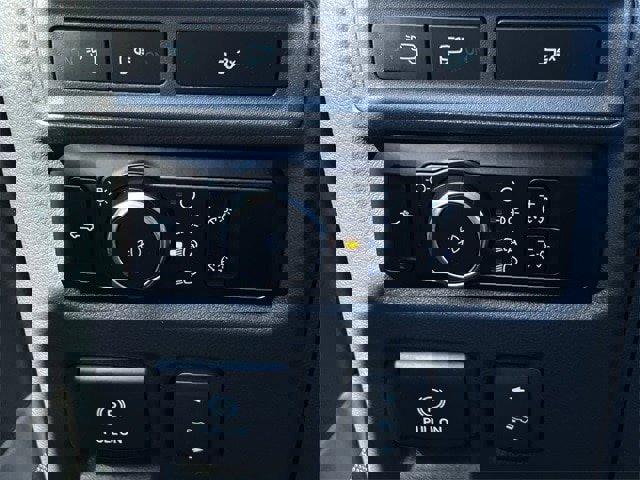 Used 2023 Ford F150 Lariat w/ Equipment Group 502A High image 30