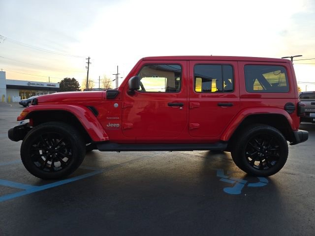 Used 2023 Jeep Wrangler Unlimited Sahara w/ Cold Weather Group image 4