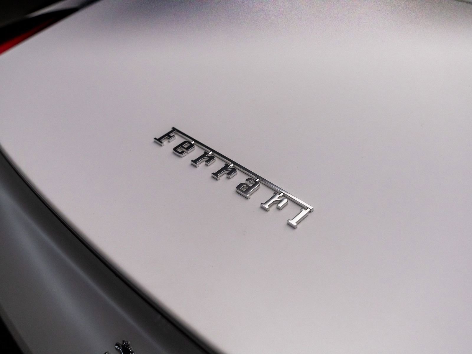 Used 2013 Ferrari California RWD image 36