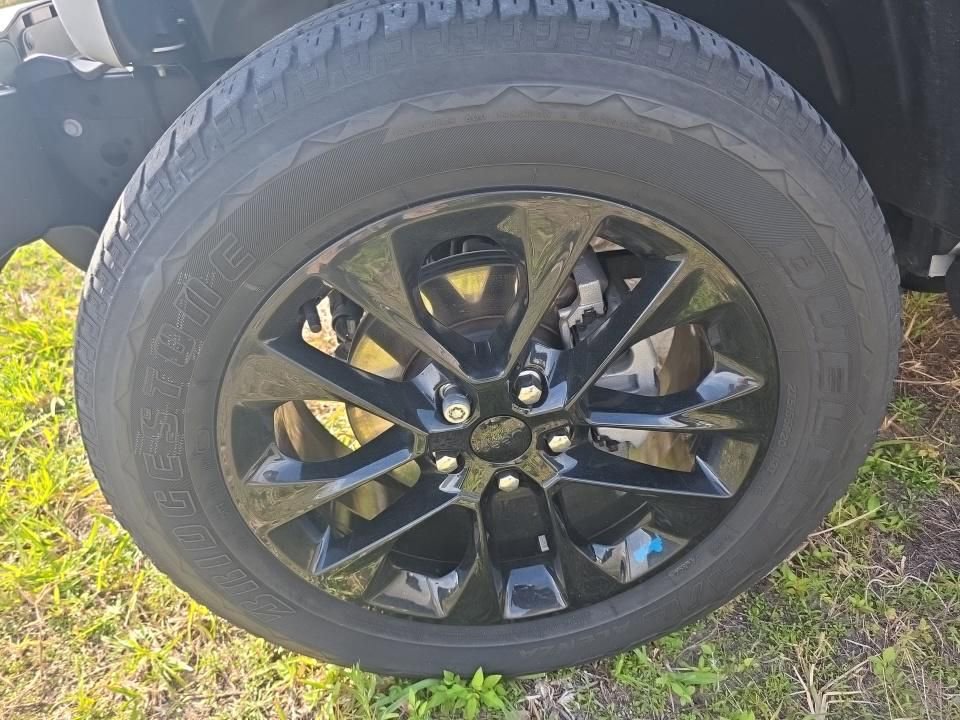 Used 2022 Jeep Wrangler Unlimited Sahara image 9