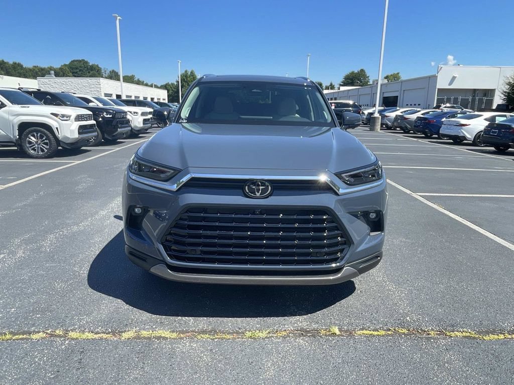 New 2026 Toyota Grand Highlander AWD image 3