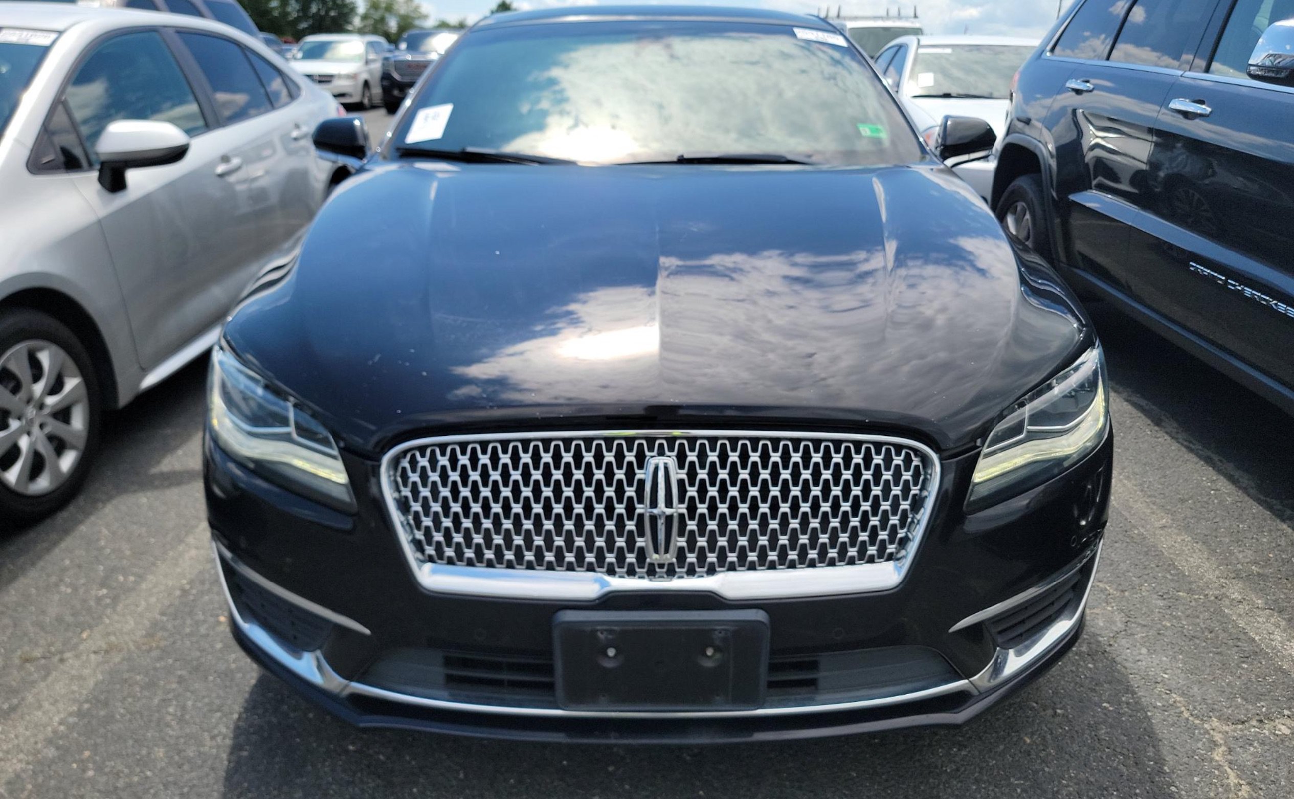 Used 2019 Lincoln MKZ Reserve w/ Luxury Package AWD/4WD image 3