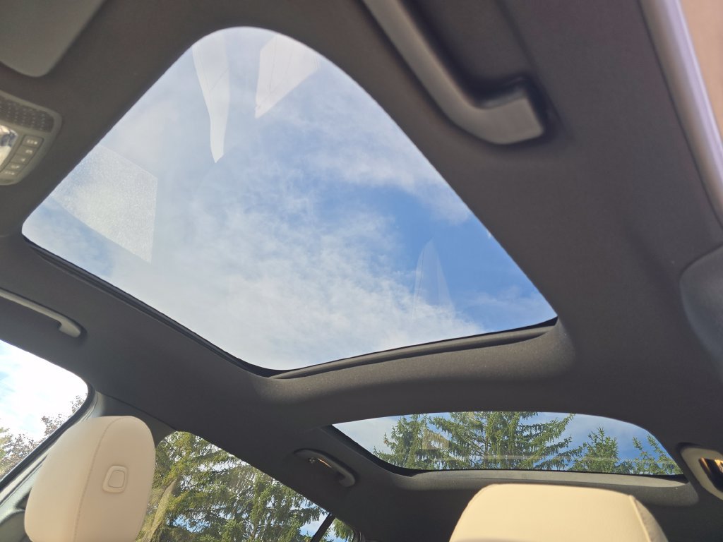 New 2026 Mercedes-Benz GLB 250 4MATIC image 3