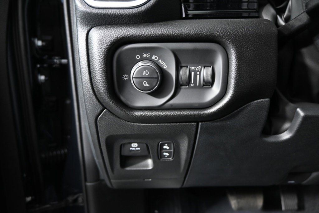 New 2026 RAM 1500 Laramie w/ Night Edition image 24