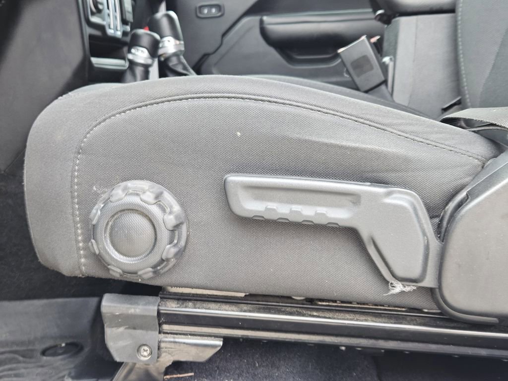 Used 2019 Jeep Wrangler Sport S image 26