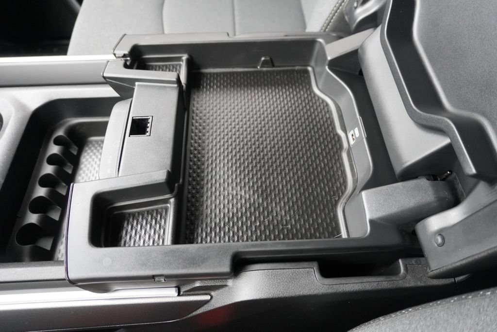 Used 2024 RAM 3500 Big Horn w/ Night Edition image 24