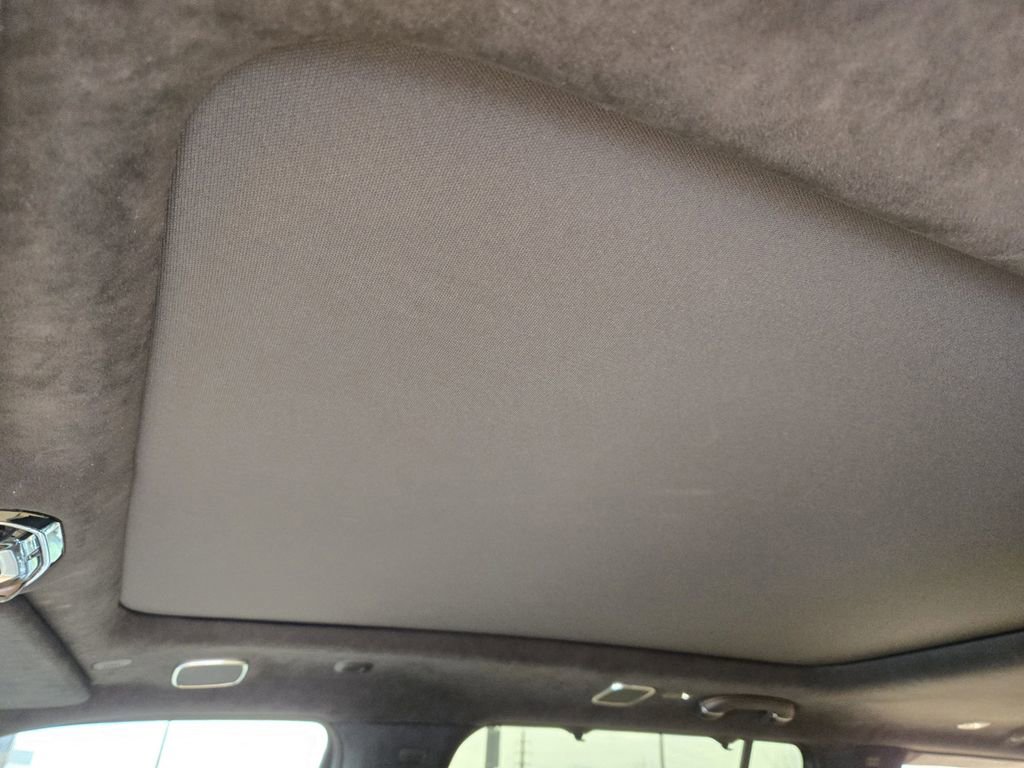 Used 2022 Jeep Grand Wagoneer Series III w/ Flexible Seating Group image 16