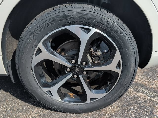 Certified 2023 Ford Escape ST-Line Select w/ Tech Pack #2 AWD/4WD image 9