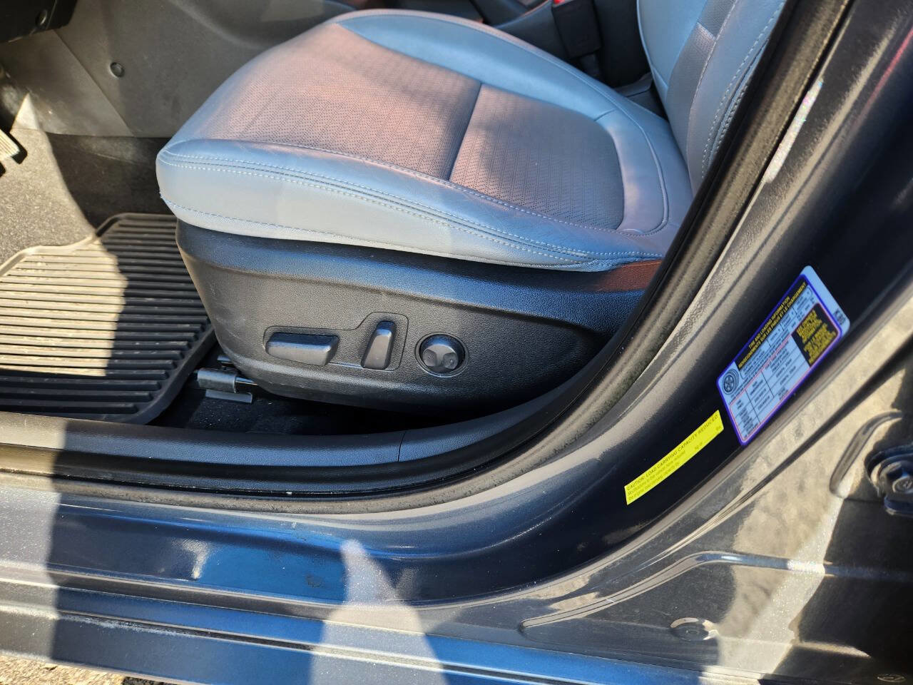 Used 2019 Hyundai Kona Limited image 16