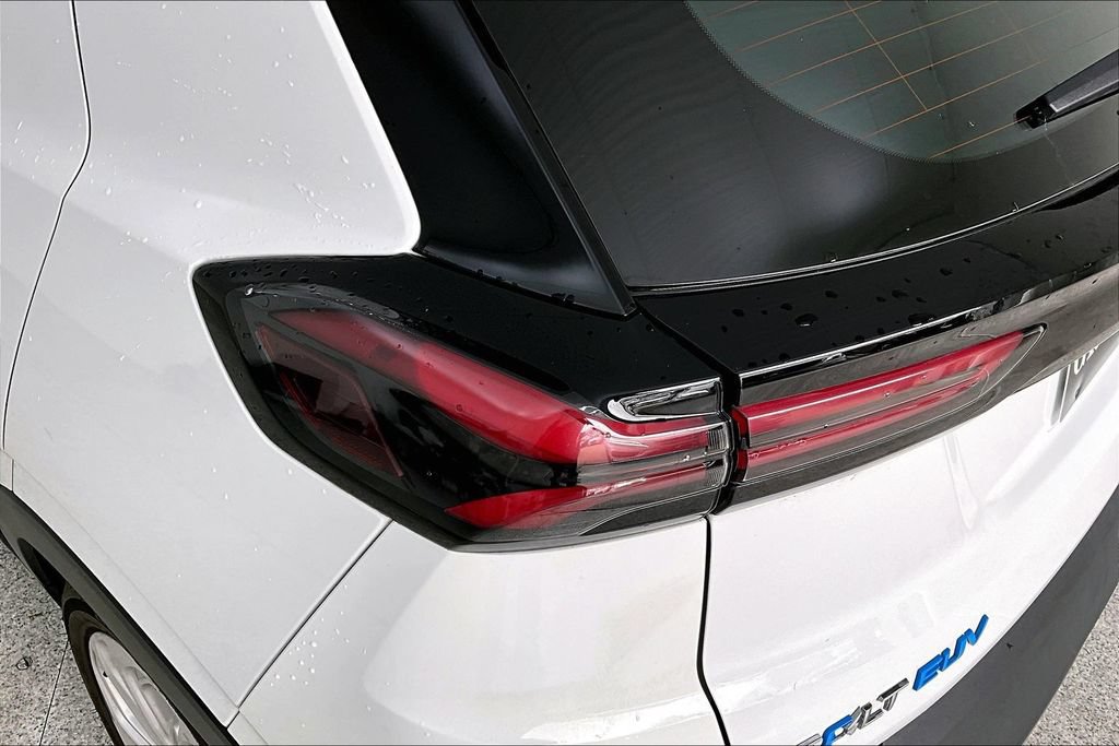 Used 2023 Chevrolet Bolt EUV LT w/ Driver Confidence Package FWD image 34