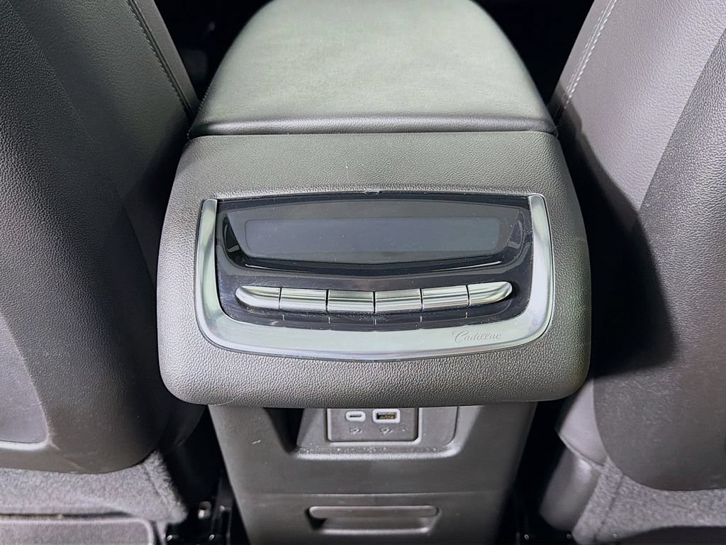 Certified 2024 Cadillac XT6 Luxury AWD/4WD image 23
