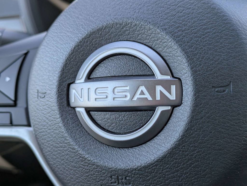 Used 2023 Nissan Altima 2.5 SV FWD image 31