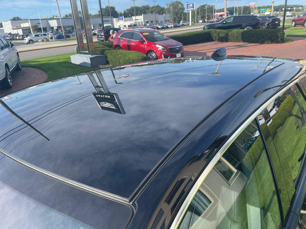 Used 2025 Cadillac Optiq Luxury 2 AWD/4WD image 12