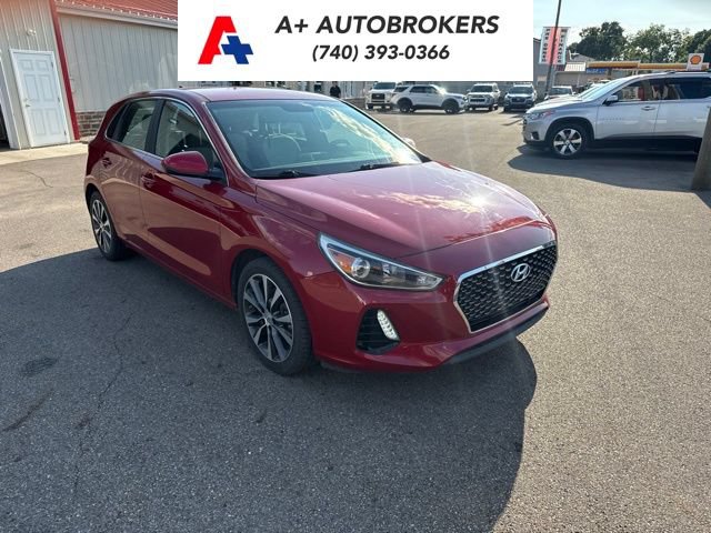 Used 2020 Hyundai Elantra GT FWD image 1