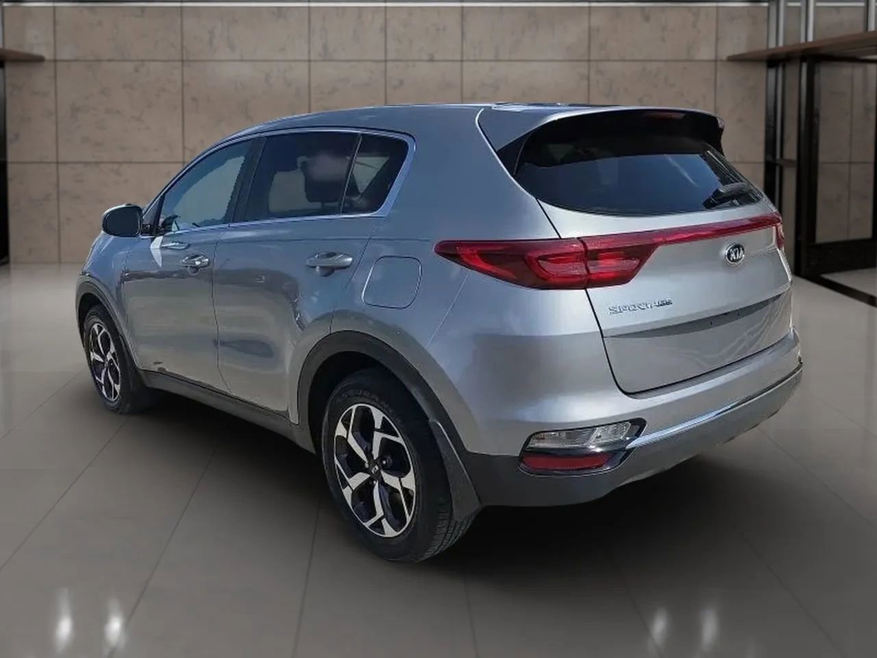 Used 2022 Kia Sportage LX image 6