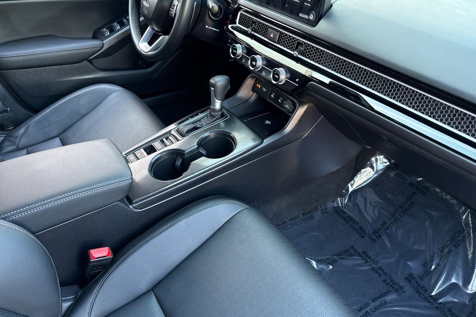 Certified 2025 Honda Civic Sport Touring image 32