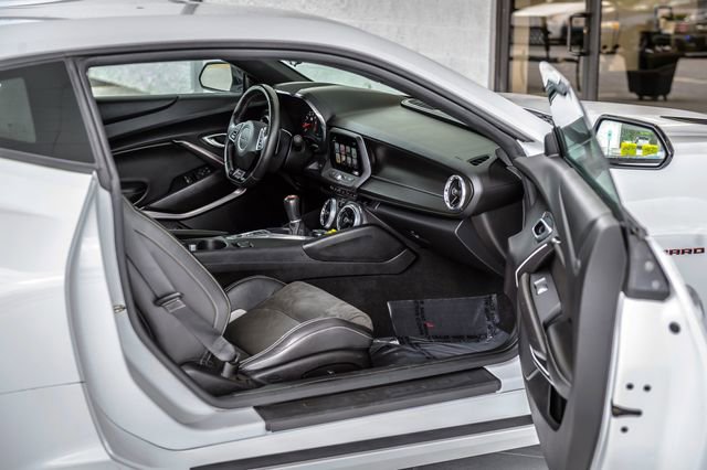 Used 2018 Chevrolet Camaro SS w/ Redline Edition RWD image 49