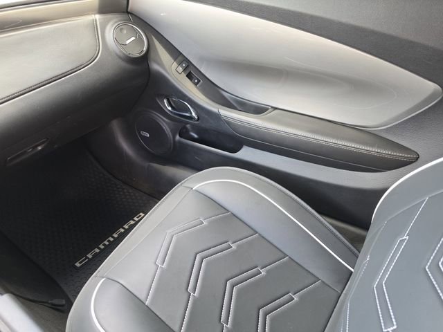 Used 2014 Chevrolet Camaro LT RWD image 16