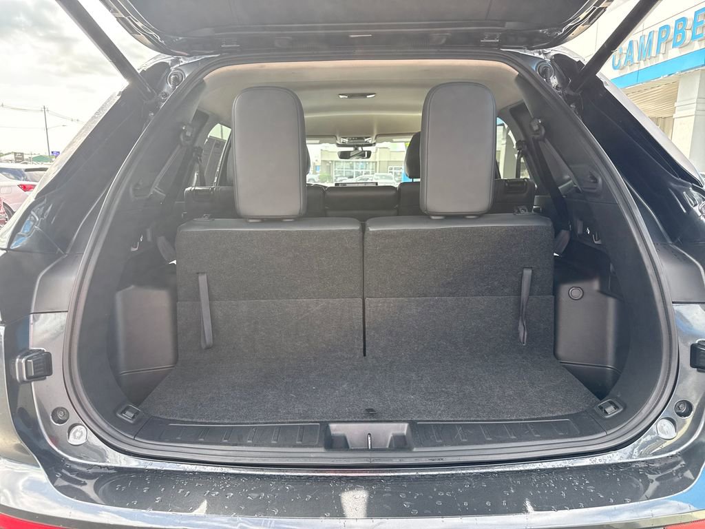 Used 2025 Mitsubishi Outlander SE image 25