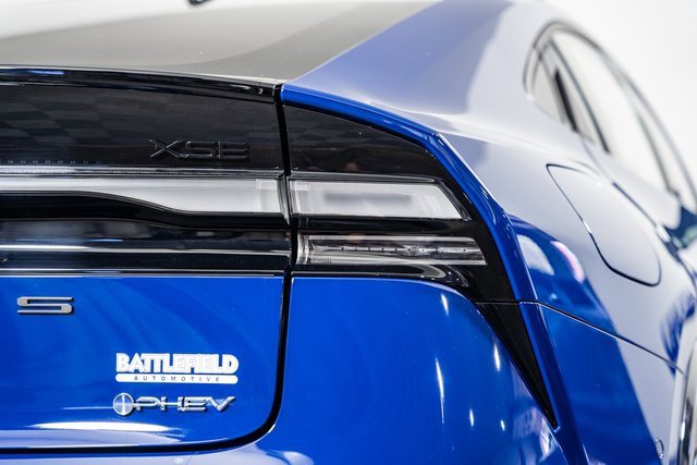 New 2026 Toyota Prius Plug-In Hybrid w/ Limited Premium Package image 6