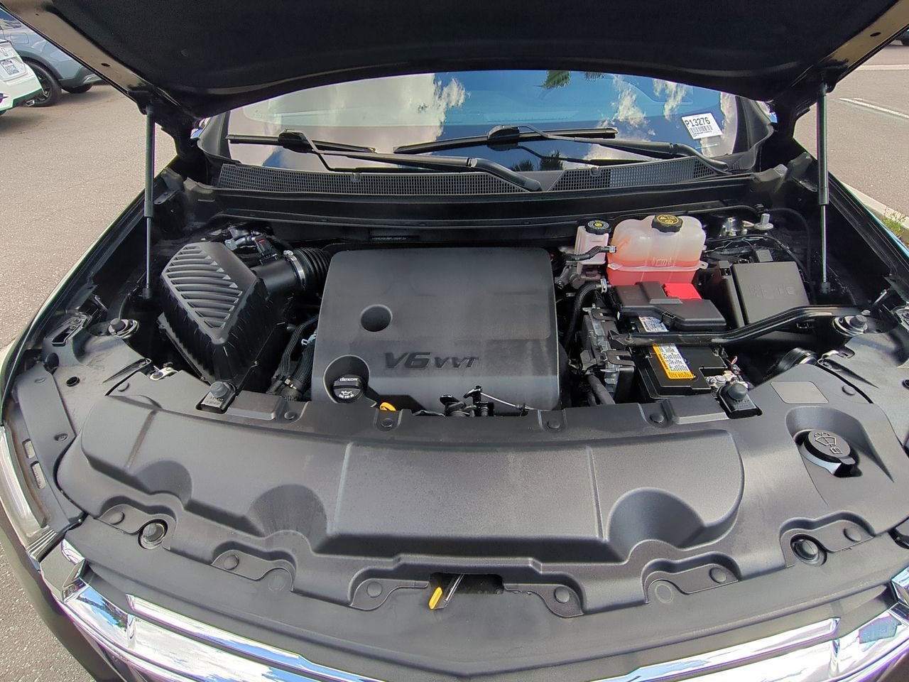 Used 2023 Chevrolet Traverse LT FWD image 28