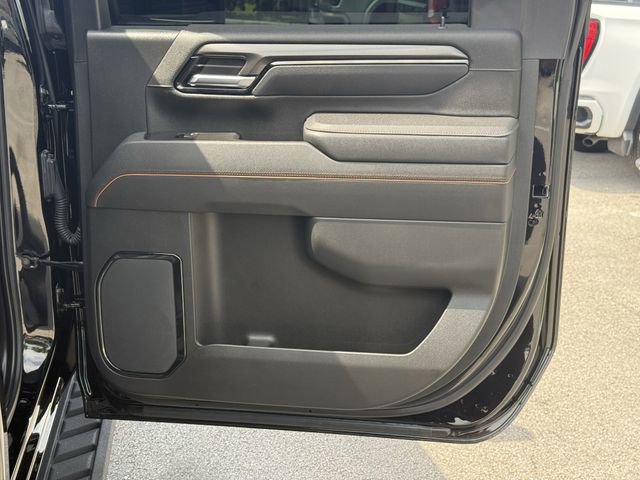 Used 2025 GMC Sierra 2500 AT4 w/ AT4 Premium Plus Package AWD/4WD image 39