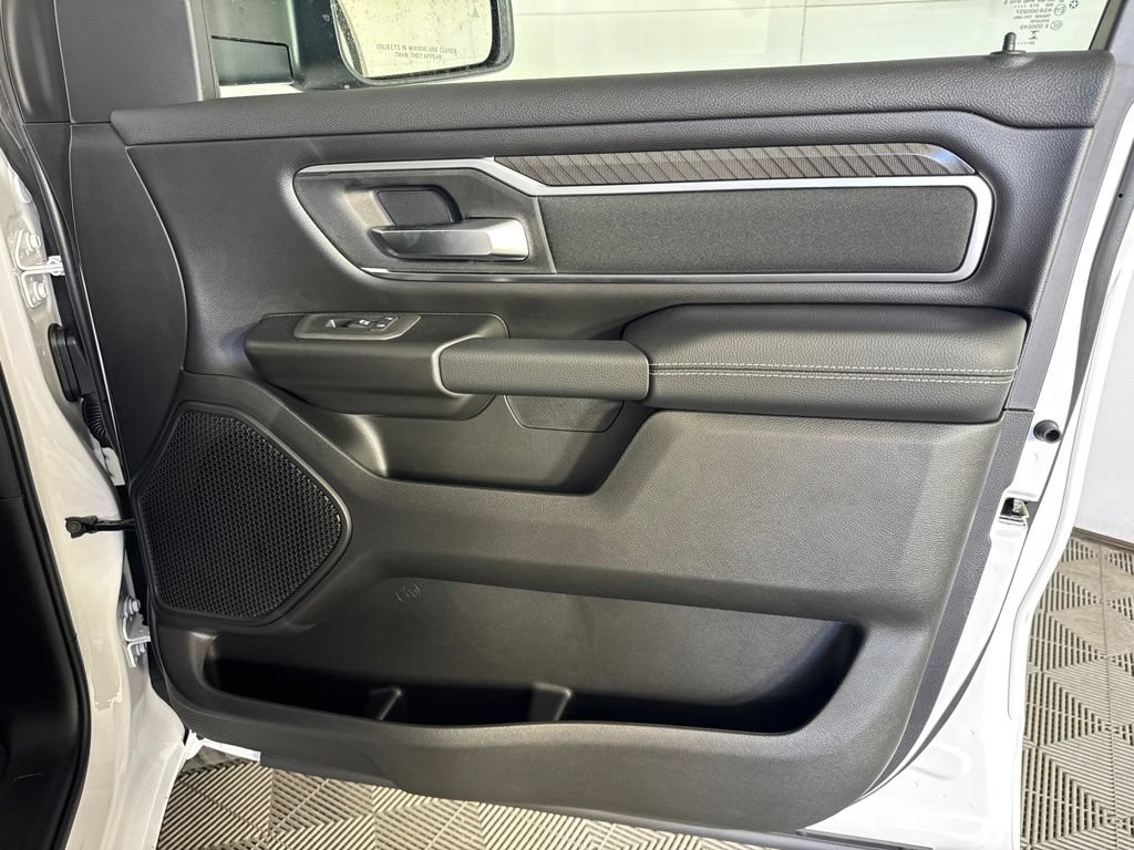New 2027 RAM 1500 4x4 Crew Cab image 35